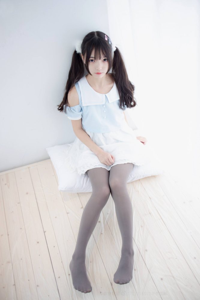 12-16 白色泳装👙-草榴库
