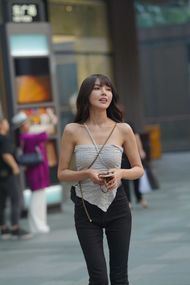 气质美女11.12--高清资源-草榴库